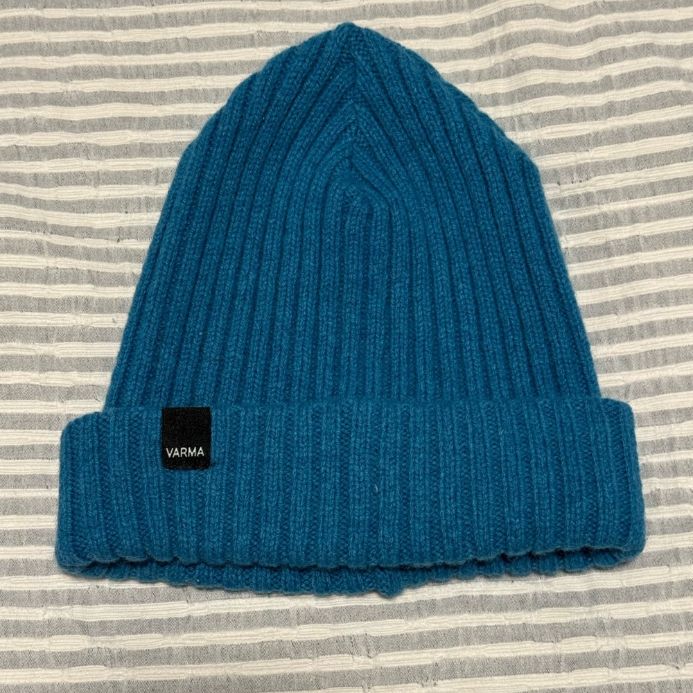 Varma Icelandic Blue Knit Beanie